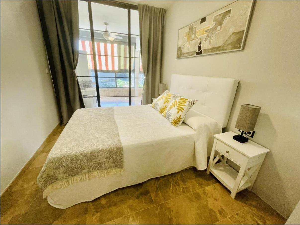 Apartamento Playa De Poniente Benidorm - Torre Dos Calas Bagian luar foto