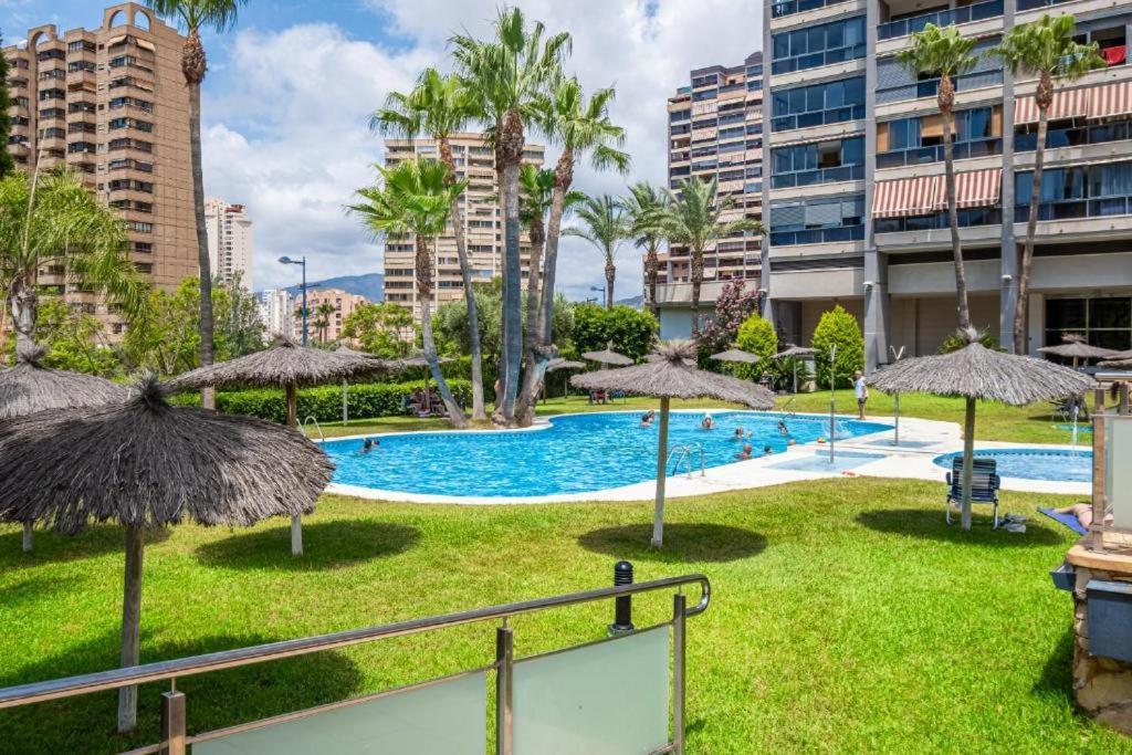 Apartamento Playa De Poniente Benidorm - Torre Dos Calas Bagian luar foto