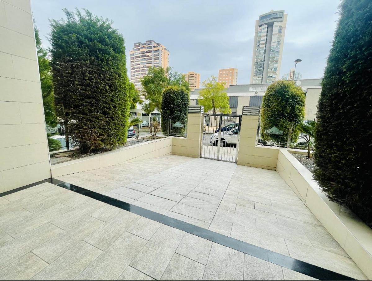Apartamento Playa De Poniente Benidorm - Torre Dos Calas Bagian luar foto