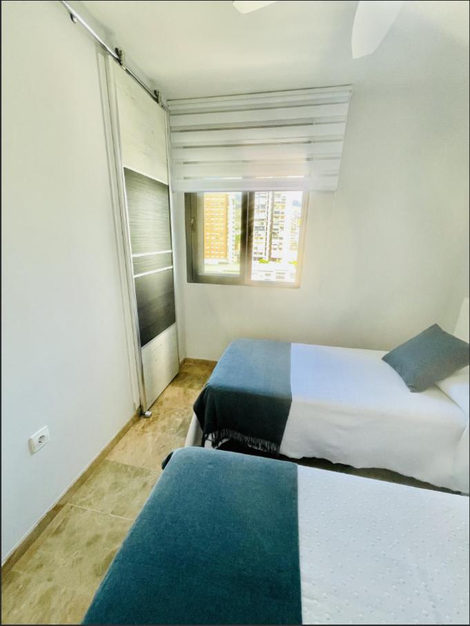 Apartamento Playa De Poniente Benidorm - Torre Dos Calas Bagian luar foto