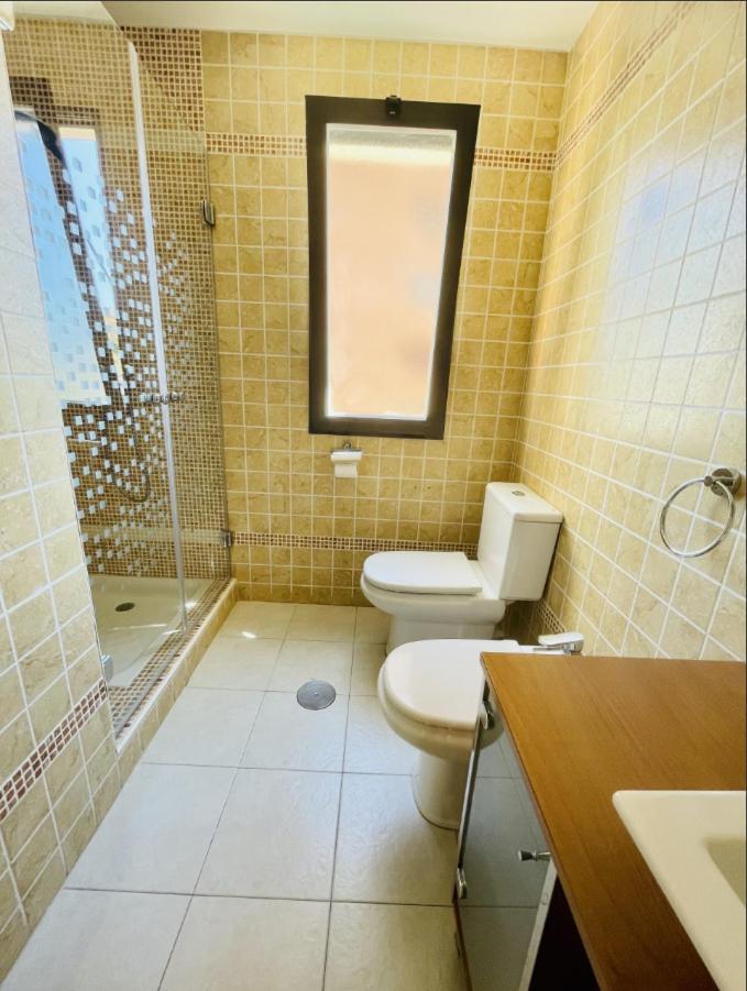 Apartamento Playa De Poniente Benidorm - Torre Dos Calas Bagian luar foto
