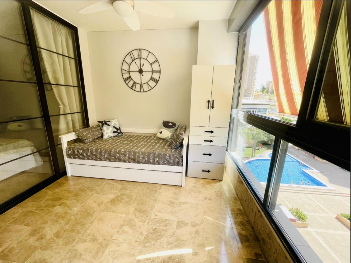 Apartamento Playa De Poniente Benidorm - Torre Dos Calas Bagian luar foto