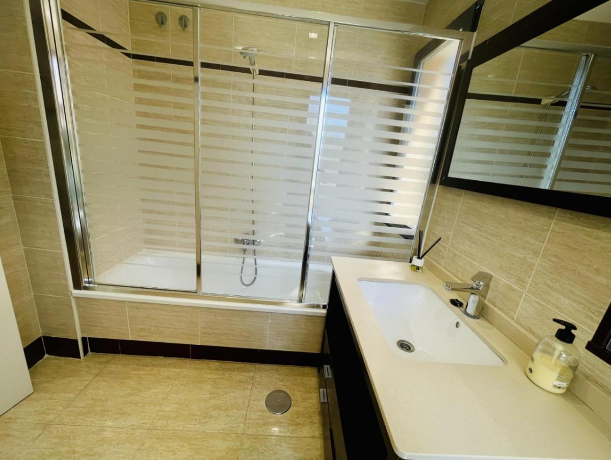 Apartamento Playa De Poniente Benidorm - Torre Dos Calas Bagian luar foto