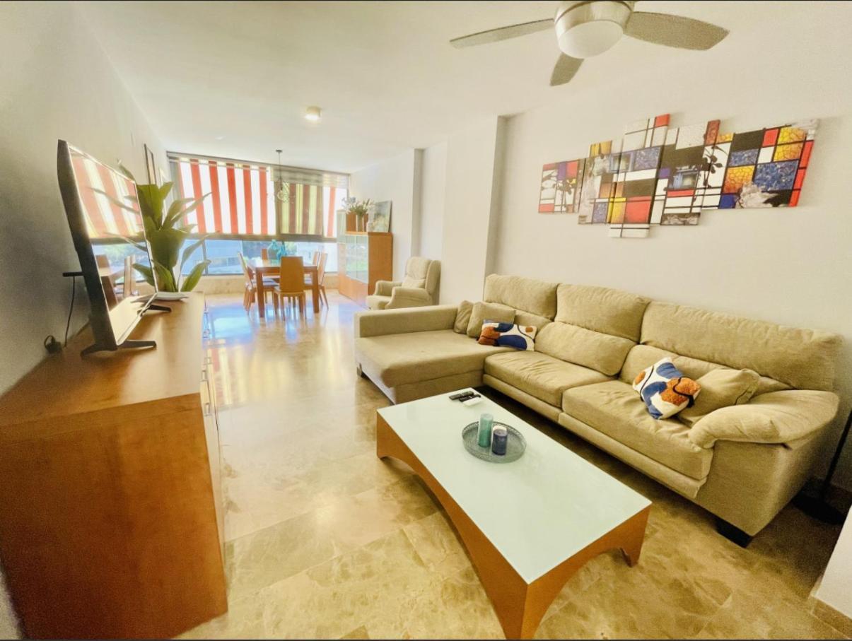 Apartamento Playa De Poniente Benidorm - Torre Dos Calas Bagian luar foto